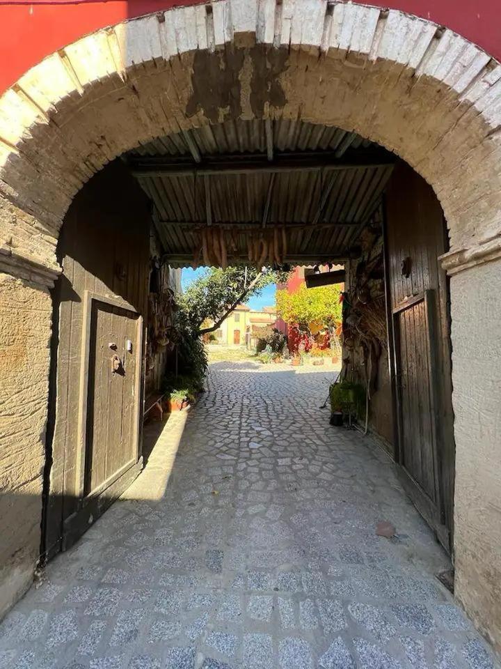 La Corte Degli Aranci Senorbi Exterior foto